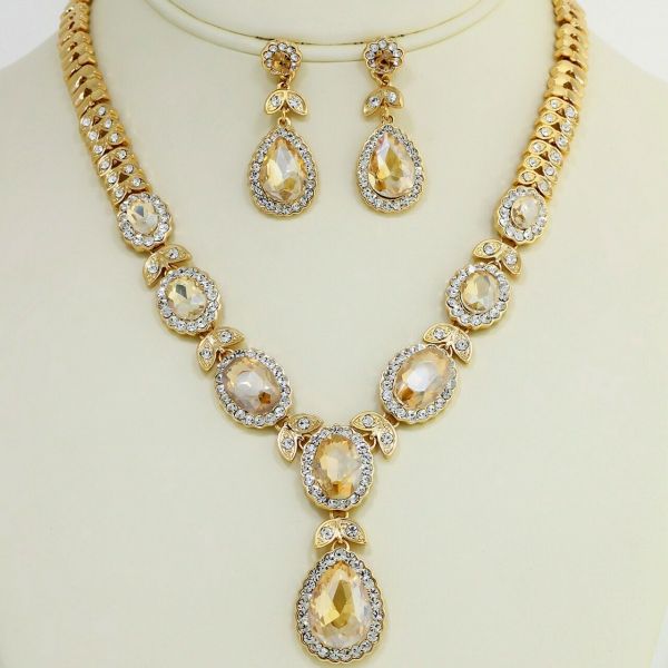 Set (necklace and earrings) S475400940