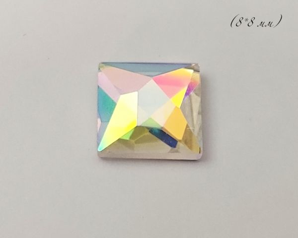Crystal 7571072715 (8*8 mm)