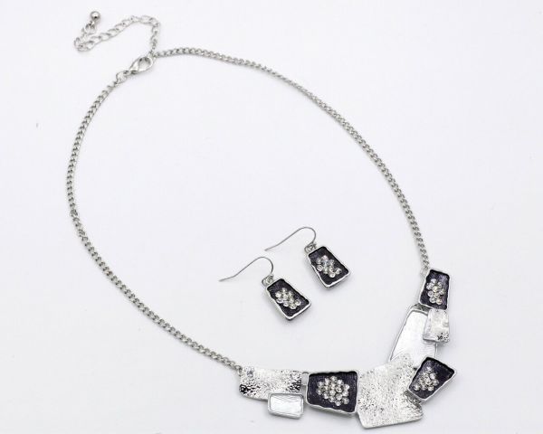 Set (necklace, earrings) V423379507320